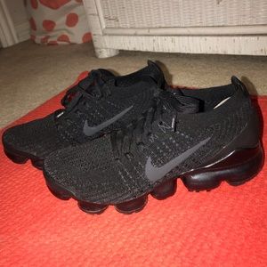 Women’s Nike Vapormax brand new